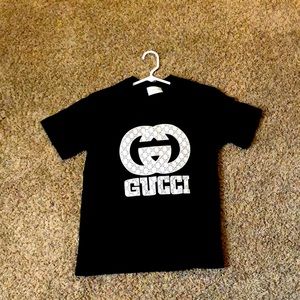 Black Gucci shirt size medium
